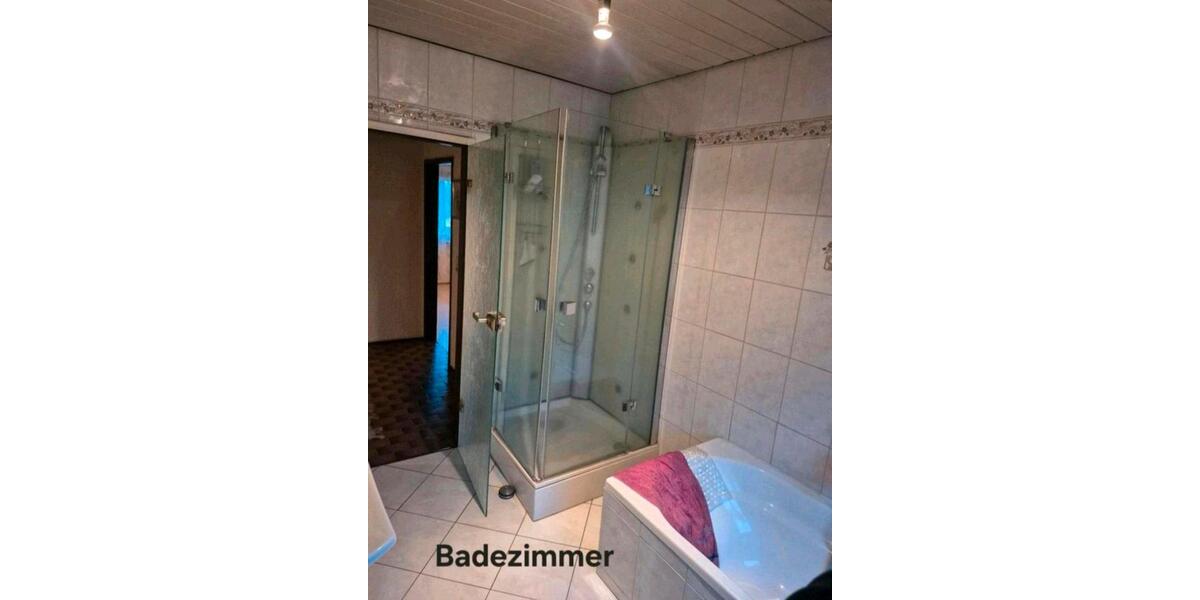 Einfamilienhaus Homburg - 7 Zimmer, 196 m&sup2;, 340.000&euro; | Angebot:26088449