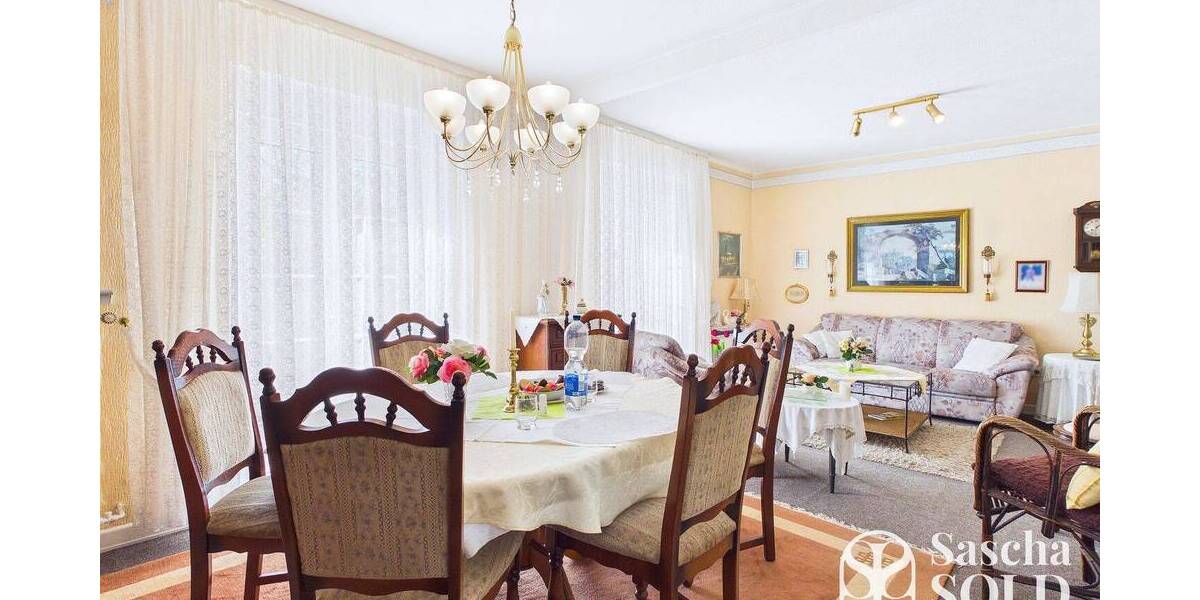 Freistehendes Einfamilienhaus in ruhiger Sackgassenlage auf weitläufigem Grundstück in St. Ingbert - Einfamilienhaus Sankt Ingbert St. Ingbert | Angebot:26191849