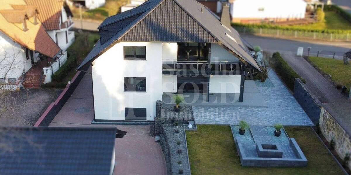 Luxuriöse Liegenschaft in Kirkel - mit Stellplätzen, Doppelgarage & Garten - keine Käuferprovision! - Villa Kirkel Kirkel-Neuhäusel | Angebot:26120749