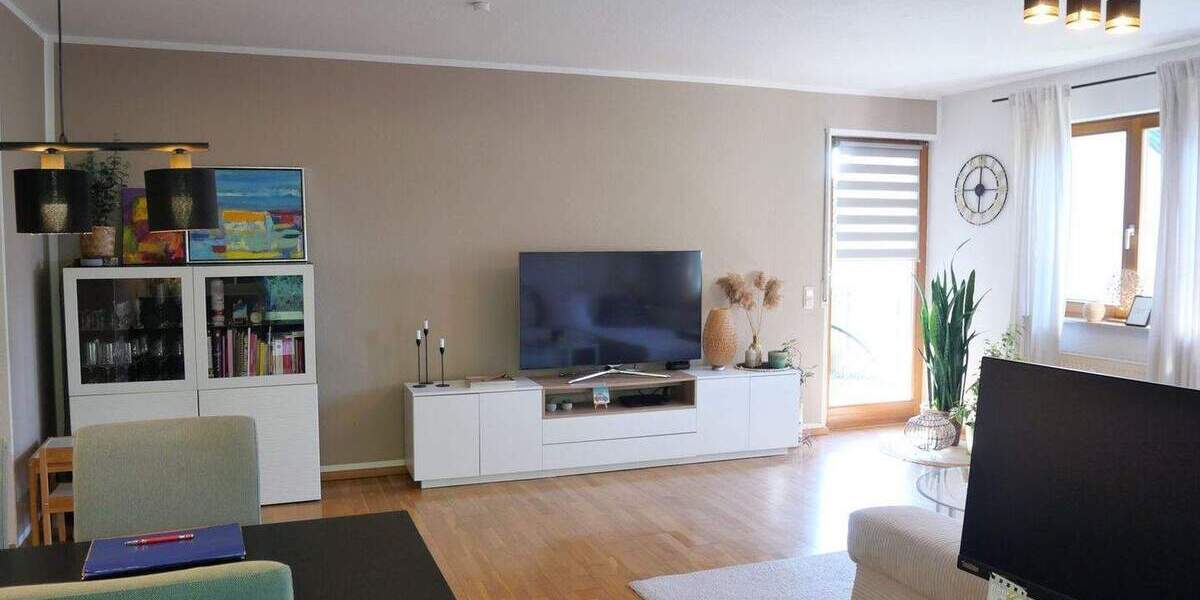 Etagenwohnung Blieskastel Bierbach - 3 Zimmer, 74 m&sup2;, 150.000&euro; | Angebot:25729575