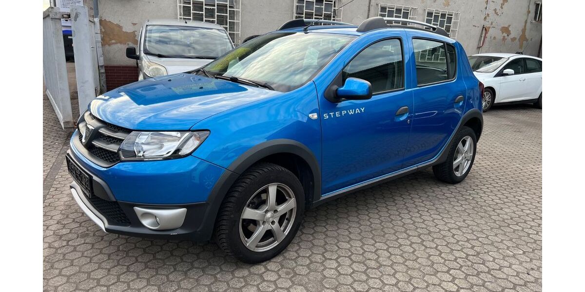 Dacia Sandero 153.000 km 3.900 &euro; Saarbrücken 66128