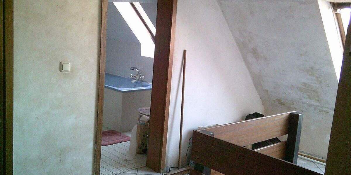 Doppelhaushälfte Quierschied Göttelborn - 6 Zimmer, 100 m&sup2;, 99.000&euro; | Angebot:26036727