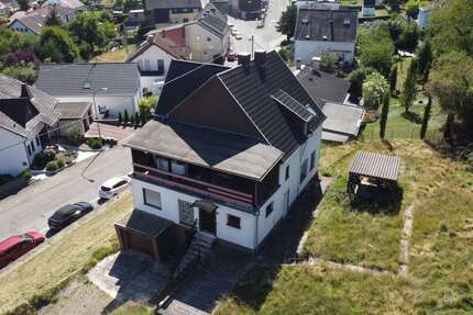 Haus Quierschied - 5 Zimmer, 230 m&sup2;, 199.000&euro; | Angebot:26385586