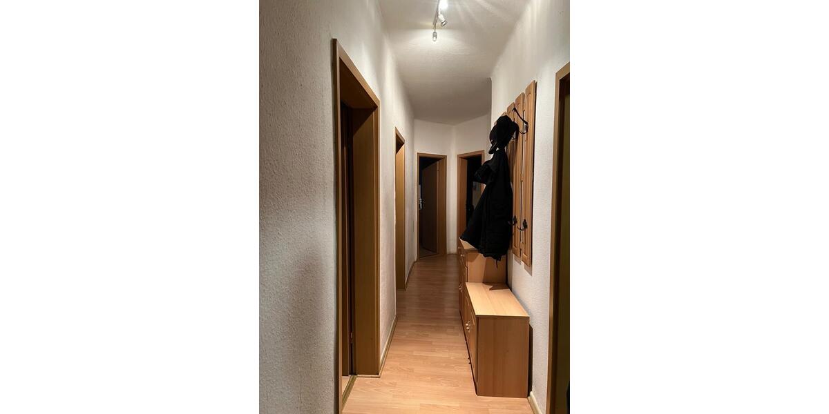 Etagenwohnung Neunkirchen - 4 Zimmer, 110 m&sup2;, 820&euro; | Angebot:25994663