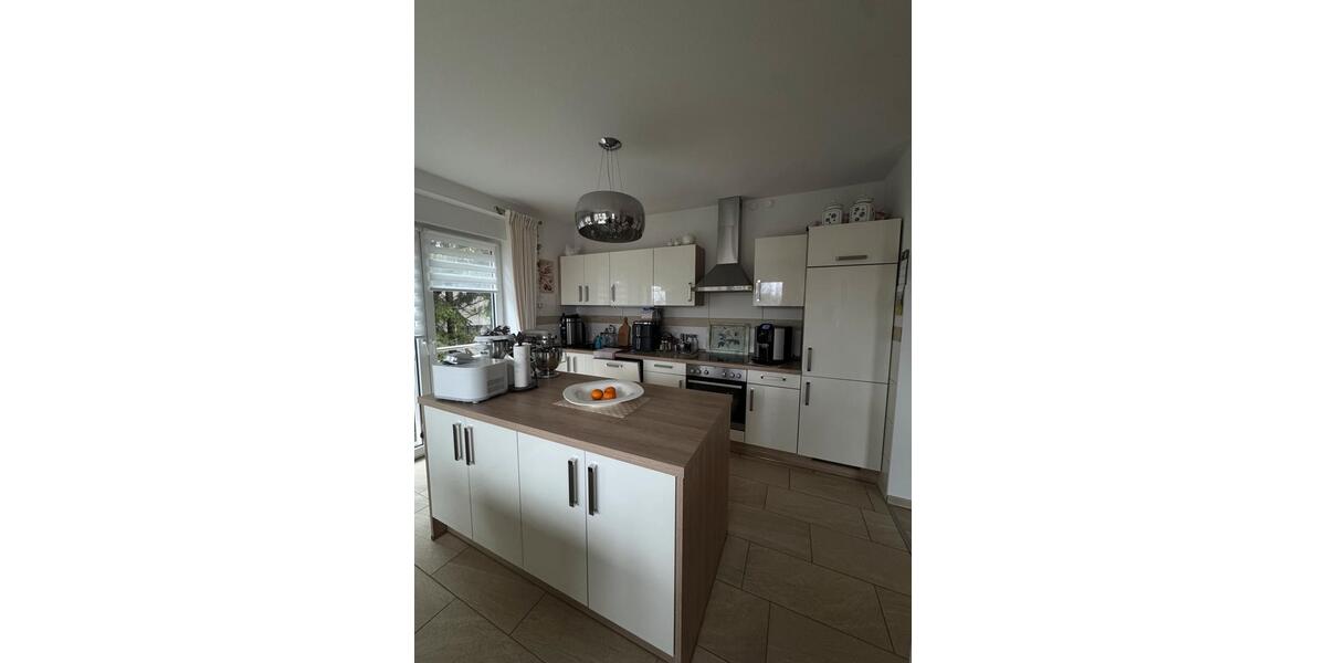 Erdgeschoßwohnung Pirmasens Niedersimten - 3 Zimmer, 134 m&sup2;, 1.300&euro; | Angebot:26050572