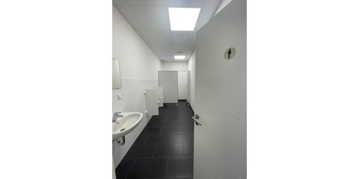 Gewerbeobjekt Saarbrücken St Johann - 8 Zimmer, 292 m&sup2;, 2.900&euro; | Angebot:25796515