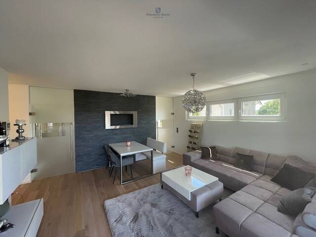 Etagenwohnung Saarbrücken / Am Homburg St Johann - 4 Zimmer, 117 m&sup2;, 450.000&euro; | Angebot:25697929