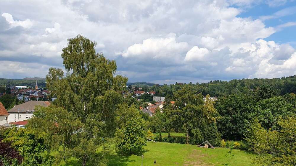 Etagenwohnung Dudweiler Dudweiler - 3 Zimmer, 87 m&sup2;, 700&euro; | Angebot:26808052