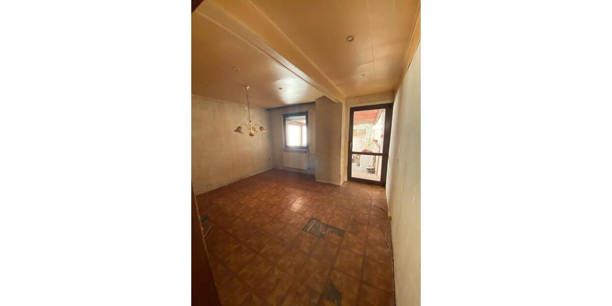 Reihenhaus Blieskastel - 4 Zimmer, 70 m&sup2;, 63.000&euro; | Angebot:26691502