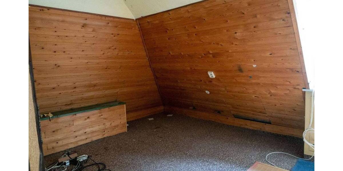 Mehrfamilienhaus, Wohnhaus Saarbrücken Scheidt - 9 Zimmer, 189 m&sup2;, 259.000&euro; | Angebot:26875325