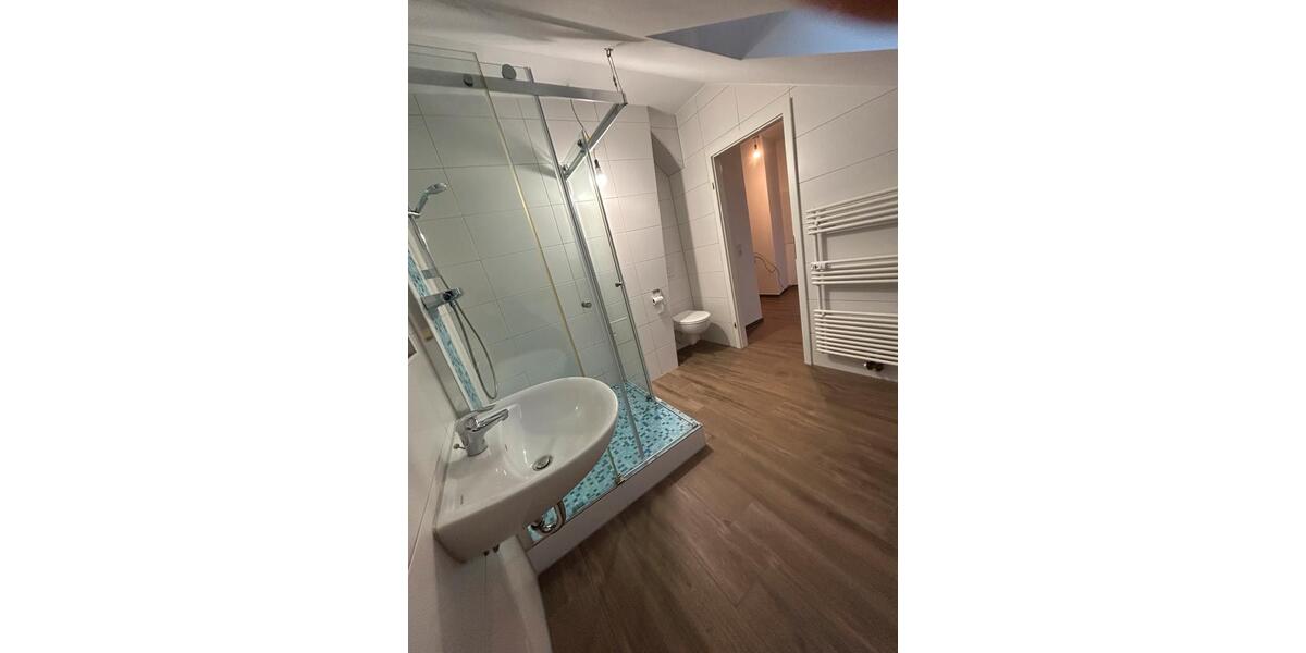 Dachgeschoßwohnung Pirmasens - 2 Zimmer, 70 m&sup2;, 500&euro; | Angebot:25354564