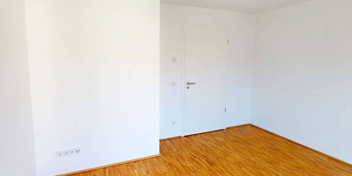 Etagenwohnung Saarbrücken St Johann - 3 Zimmer, 88 m&sup2;, 1.144&euro; | Angebot:26092190