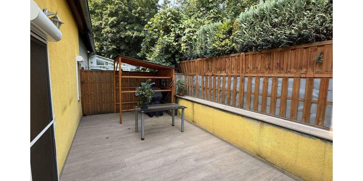 Etagenwohnung Neunkirchen/Saar Innenstadt - 3 Zimmer, 95 m&sup2;, 149.000&euro; | Angebot:25737024