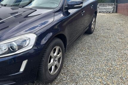 Volvo XC60 141.000 km 15.000 &euro; Petersberg 66989