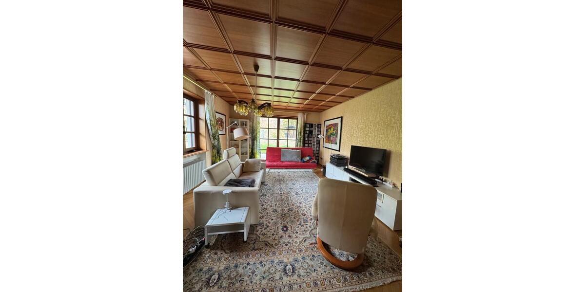 Erdgeschoßwohnung Neunkirchen - 4 Zimmer, 90 m&sup2;, 1.350&euro; | Angebot:25940770