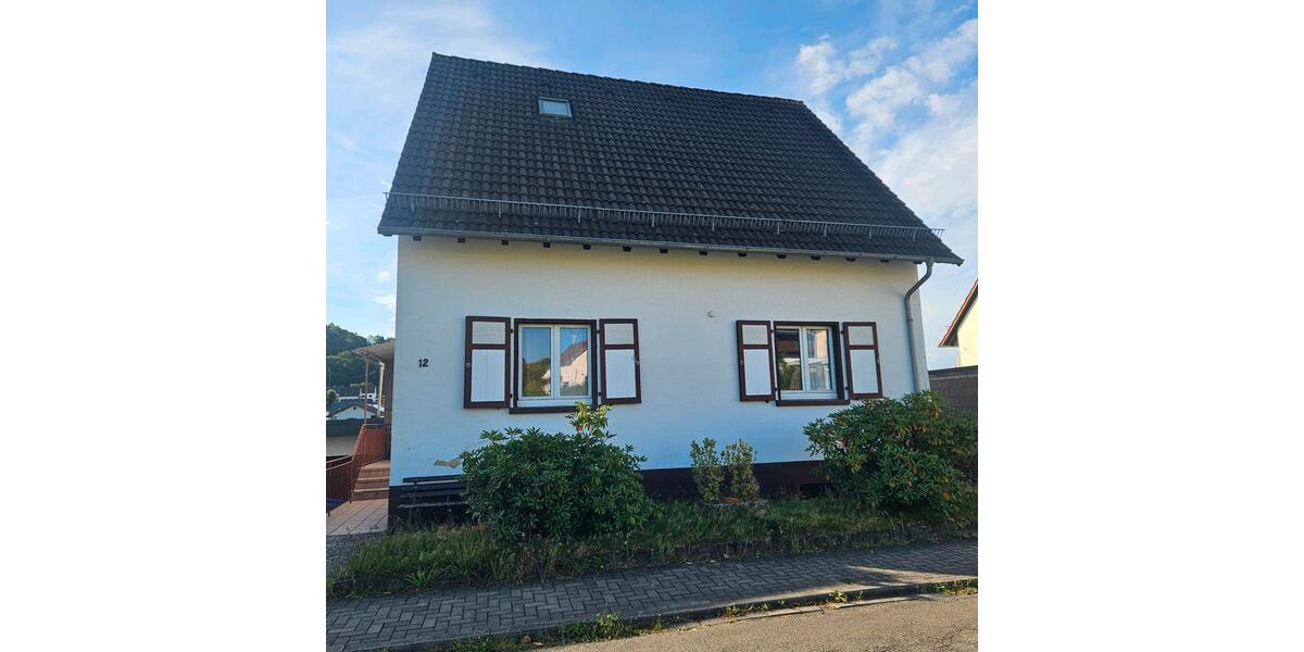 Einfamilienhaus Waldfischbach-Burgalben Burgalben - 9 Zimmer, 160 m&sup2;, 195.000&euro; | Angebot:24773235