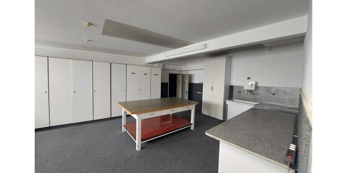 Gewerbeobjekt Sankt Ingbert - 1.800&euro; | Angebot:25540391