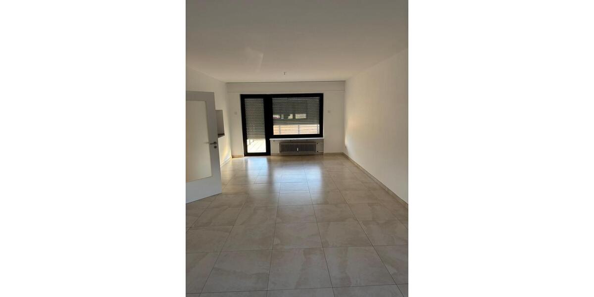 Doppelhaushälfte Saarbrücken Bischmisheim - 8 Zimmer, 220 m&sup2;, 360.000&euro; | Angebot:26195228