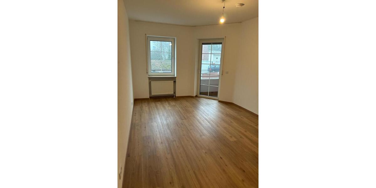 Etagenwohnung Pirmasens - 3 Zimmer, 104 m&sup2;, 1.030&euro; | Angebot:24976887