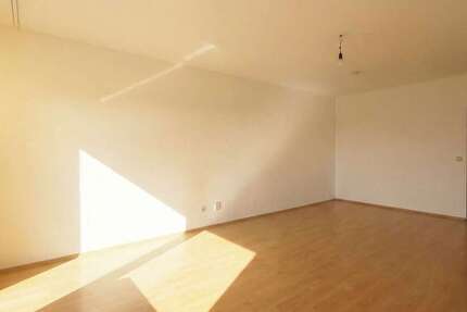 Wohnung Saarbrücken Eschberg - 3 Zimmer, 84 m&sup2;, 179.000&euro; | Angebot:25984554