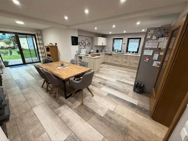 Etagenwohnung Mackenbach - 6 Zimmer, 197 m&sup2;, 2.123&euro; | Angebot:25223951