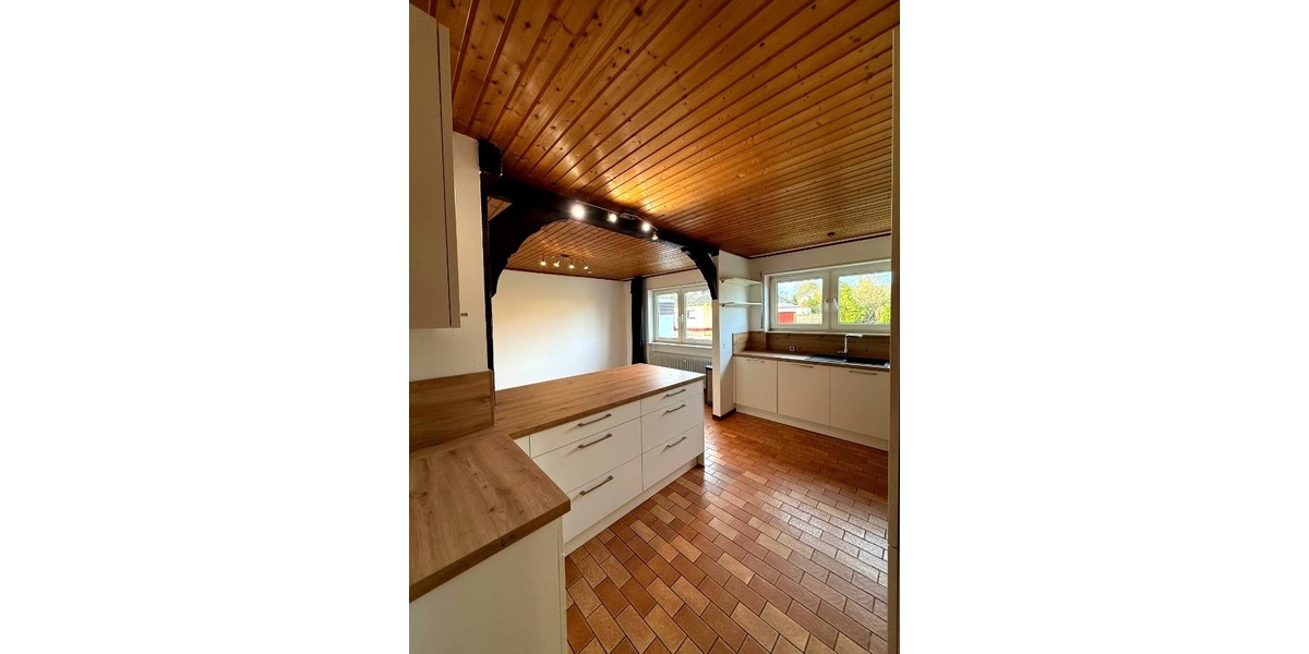 - REDUZIERT- Liebhaber aufgepasst: Modernisierter Wohlfühl-Bungalow mit Sauna in Weilerbachs Toplage - Einfamilienhaus Weilerbach | Angebot:24408681