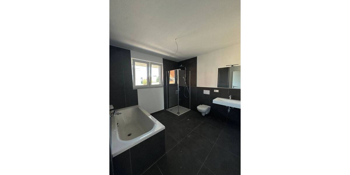 Etagenwohnung Riegelsberg Hilschbach - 2 Zimmer, 81 m&sup2;, 900&euro; | Angebot:25664174