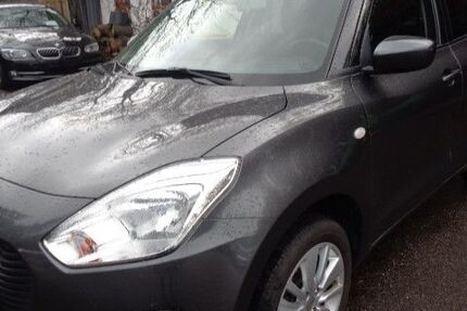 Suzuki Swift 66.372 km 11.490 &euro; Saarbrücken 66119