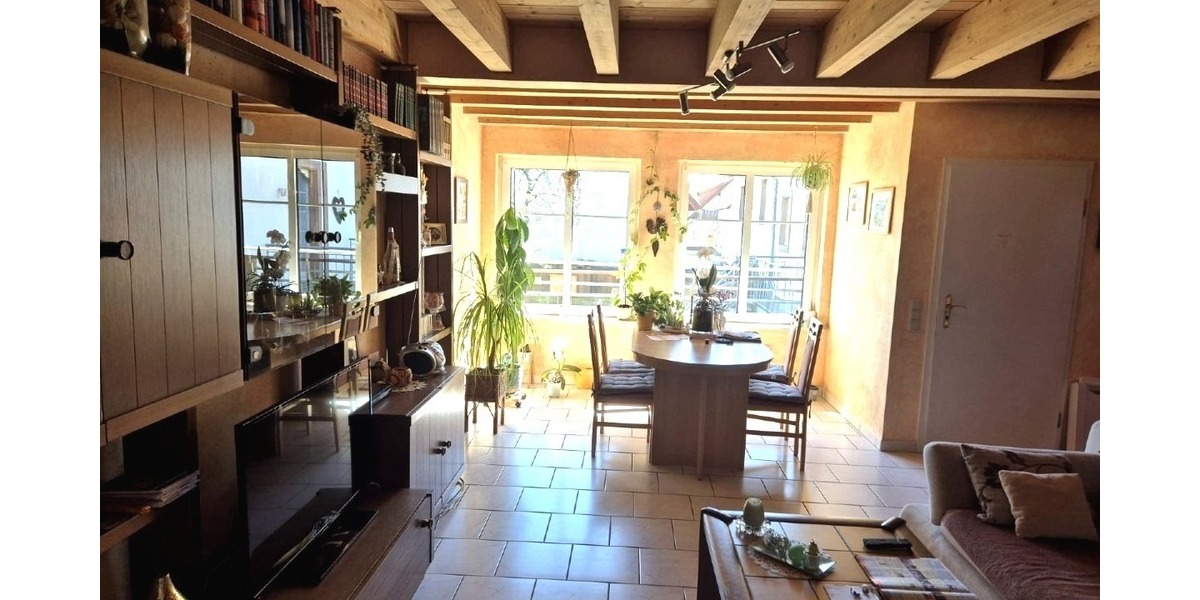 Raum für Ideen: Bauernhaus mit Mehrwert: Haupthaus und 4 vermietete Wohneinheiten - Mehrfamilienhaus, Wohnhaus Blieskastel-Böckweiler Böckweiler | Angebot:24411404