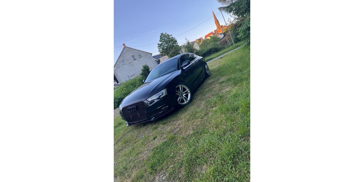 Audi A5 163.000 km 13.500 &euro; Bildstock 66299