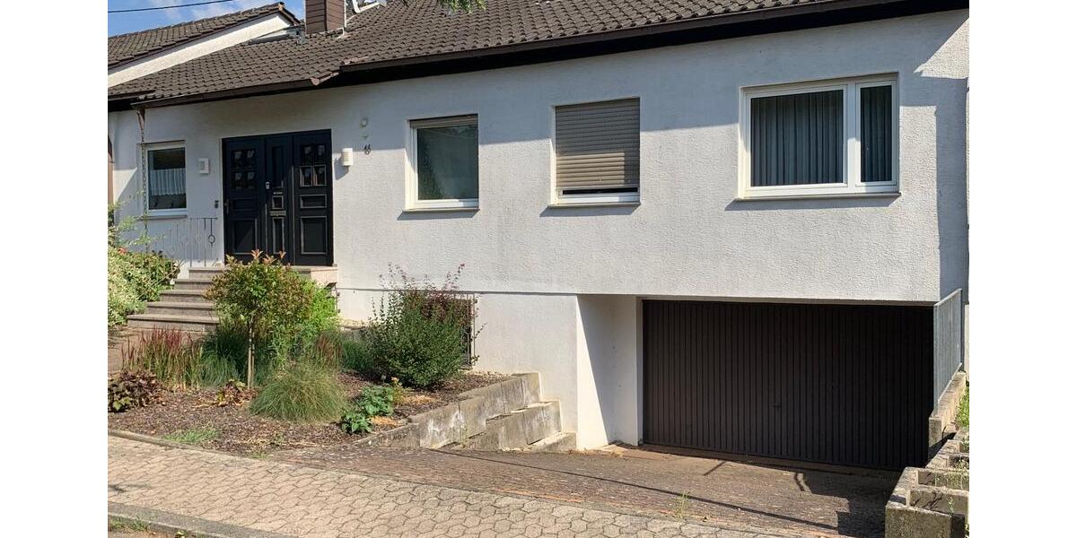 Reihenhaus Saarbrücken Brebach-Fechingen - 6 Zimmer, 195 m&sup2;, 348.000&euro; | Angebot:27166522