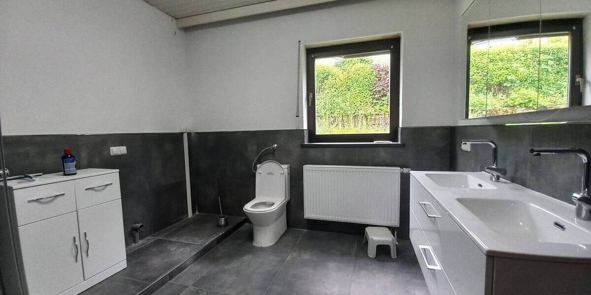 Etagenwohnung Kleinblittersdorf - 3 Zimmer, 115 m&sup2;, 900&euro; | Angebot:26787011