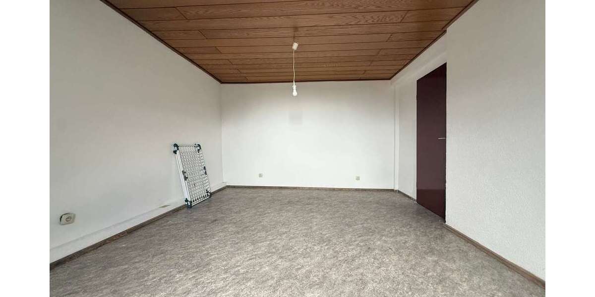 Gemütliche 3-Zimmer-Dachgeschosswohnung mit ca. 72 m² in Friedrichsthal-Bildstock - 3- Friedrichsthal | Angebot:27312609