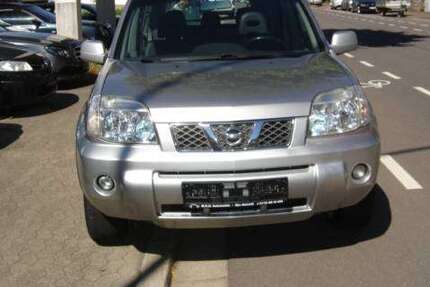 Nissan X-Trail 171.000 km 2.900 &euro; Saarbrücken 66133