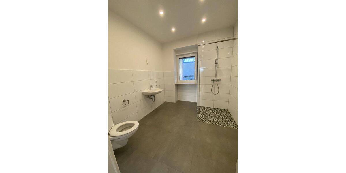 Etagenwohnung Pirmasens Innenstadt - 2 Zimmer, 60 m&sup2;, 540&euro; | Angebot:26857692