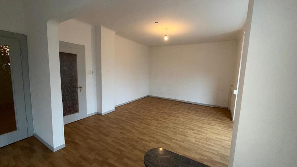 Etagenwohnung Neunkirchen Heinitz - 3 Zimmer, 83 m&sup2;, 650&euro; | Angebot:24431417