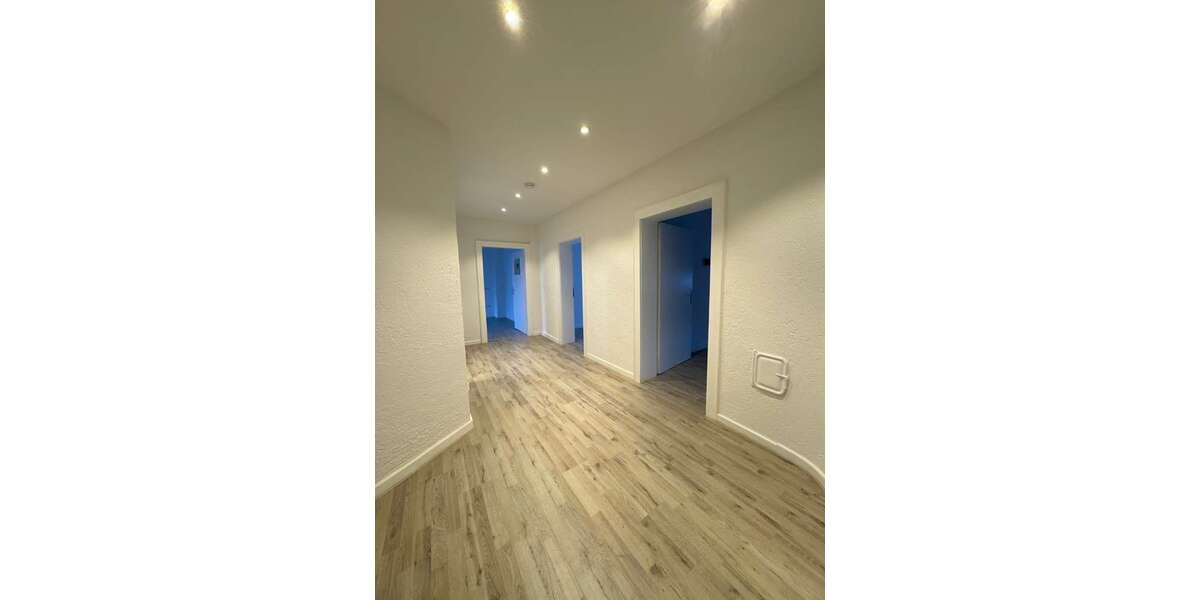 Etagenwohnung Saarbrücken / Malstatt Malstatt - 4 Zimmer, 106 m&sup2;, 800&euro; | Angebot:26900882
