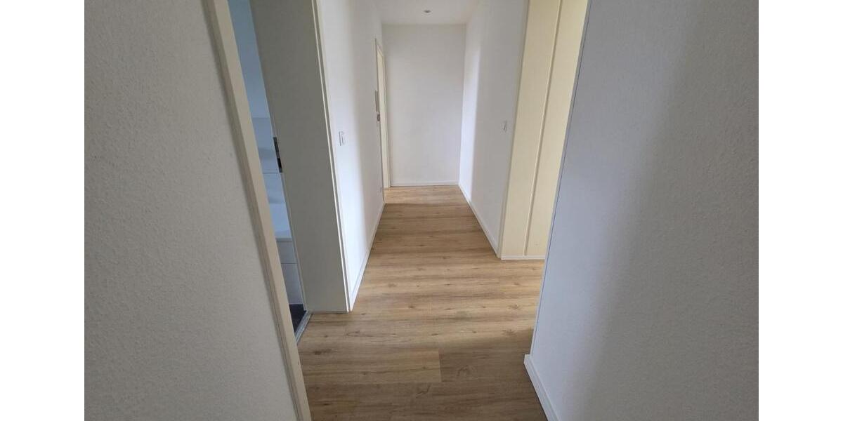 Dachgeschoßwohnung Riegelsberg - 4 Zimmer, 110 m&sup2;, 750&euro; | Angebot:25960878