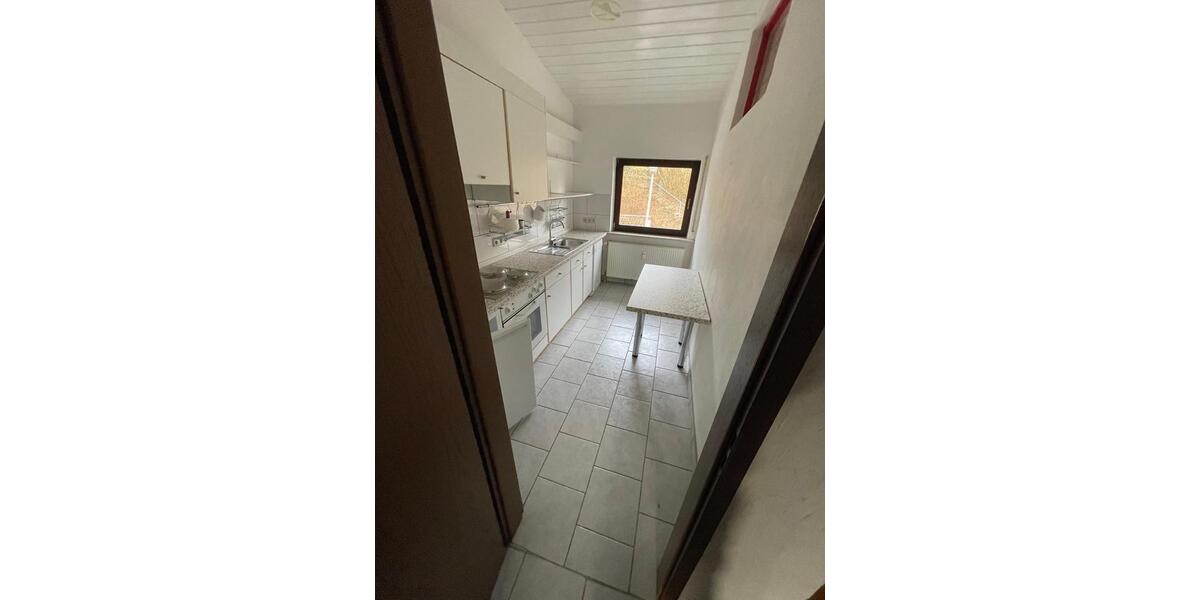 Dachgeschoßwohnung Oberthal - 3 Zimmer, 97 m&sup2;, 850&euro; | Angebot:25993392