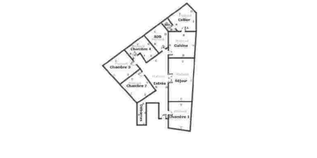 Etagenwohnung Saarbrücken - 5 Zimmer, 147 m&sup2;, 995&euro; | Angebot:25853646