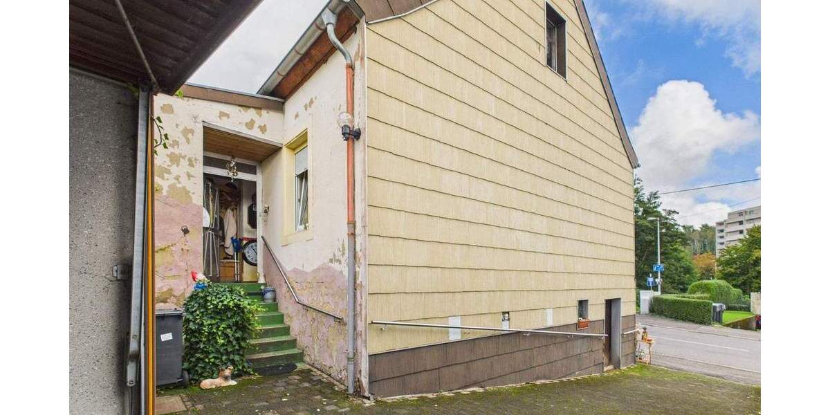 Mehrfamilienhaus, Wohnhaus Saarbrücken Dudweiler - 4 Zimmer, 90 m&sup2;, 99.000&euro; | Angebot:25779557