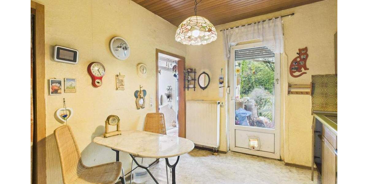 Mehrfamilienhaus, Wohnhaus Saarbrücken Dudweiler - 4 Zimmer, 90 m&sup2;, 99.000&euro; | Angebot:25779557