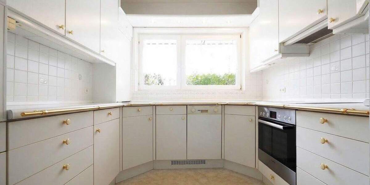 Reihenmittelhaus Saarbrücken Brebach-Fechingen - 6 Zimmer, 158 m&sup2;, 329.000&euro; | Angebot:25898346