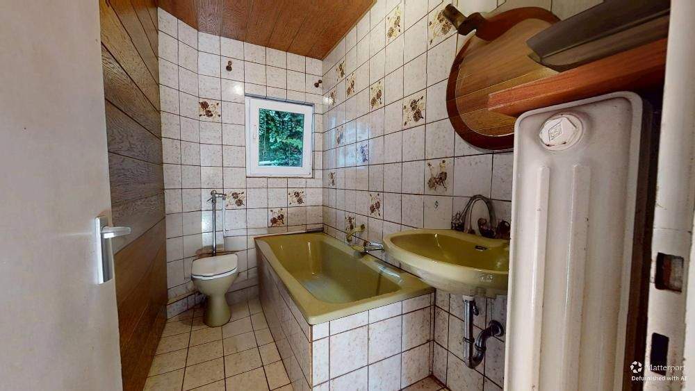 Mehrfamilienhaus, Wohnhaus Waldfischbach-Burgalben Burgalben - 7 Zimmer, 130 m&sup2;, 129.000&euro; | Angebot:25706019