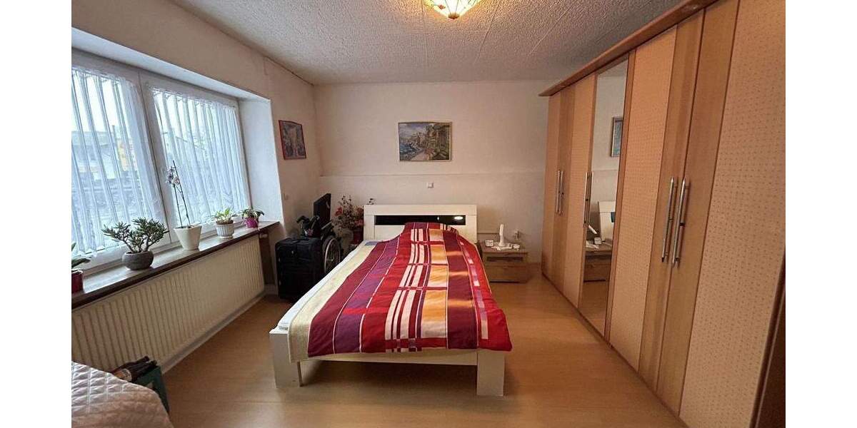 Mehrfamilienhaus, Wohnhaus Merchweiler - 1 Zimmer, 332 m&sup2;, 325.000&euro; | Angebot:25741215