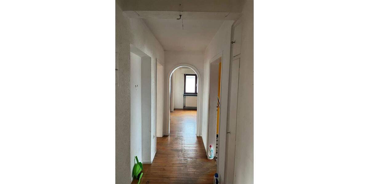 Etagenwohnung Landstuhl - 4 Zimmer, 75 m&sup2;, 89.000&euro; | Angebot:25666141