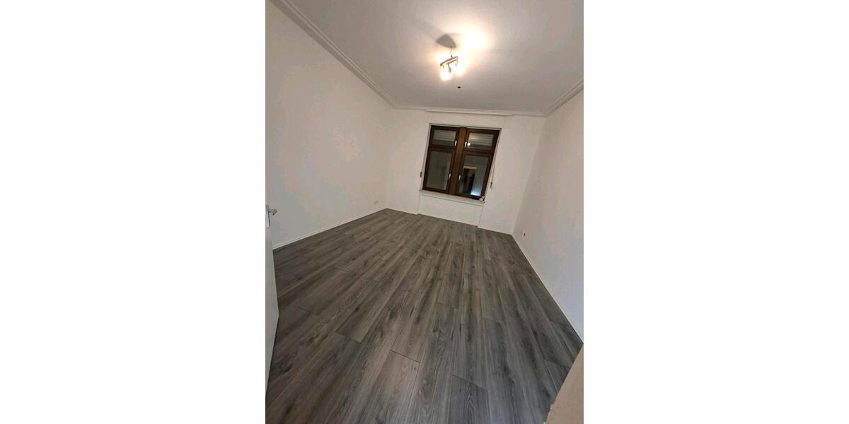 Etagenwohnung Neunkirchen - 1 Zimmer, 40 m&sup2;, 83.000&euro; | Angebot:26221186