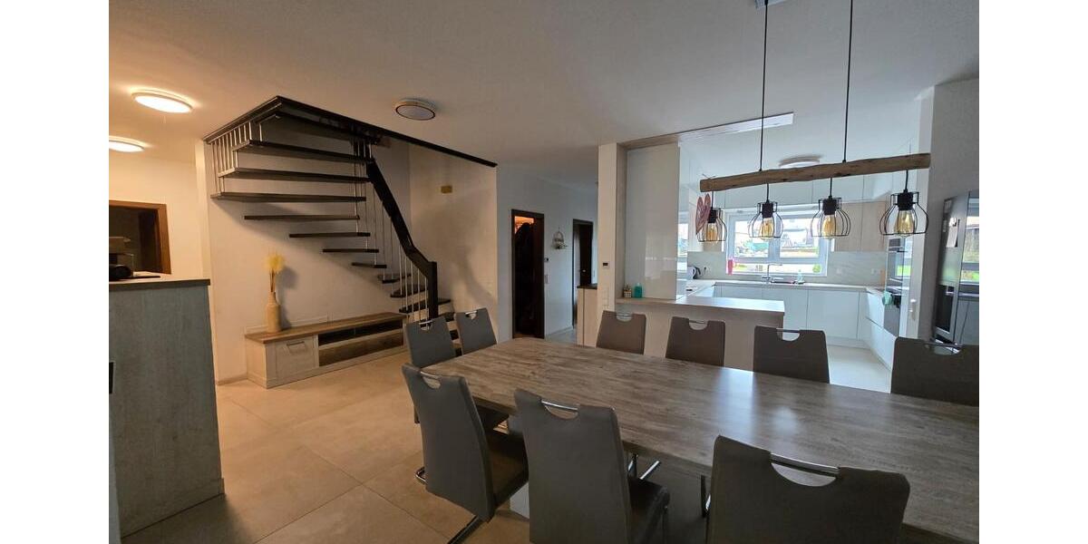 Einfamilienhaus Bruchmühlbach-Miesau Miesau - 8 Zimmer, 250 m&sup2;, 565.000&euro; | Angebot:26062721