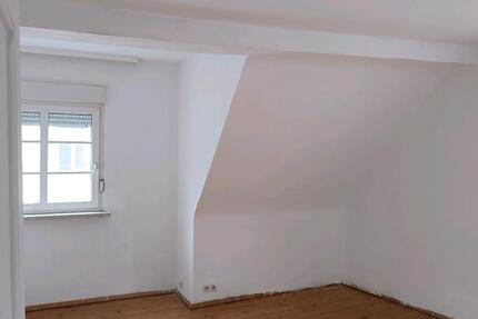Haus Blieskastel - 6 Zimmer, 140 m&sup2;, 1.500&euro; | Angebot:25852795