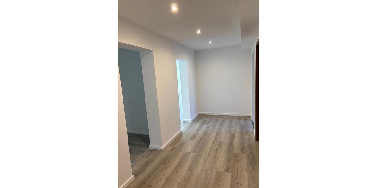 Erdgeschoßwohnung Breitenbach - 3 Zimmer, 80 m&sup2;, 700&euro; | Angebot:25965353